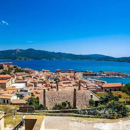 Apartment Le Finestre Sul Porto - Argonautivacanze *
